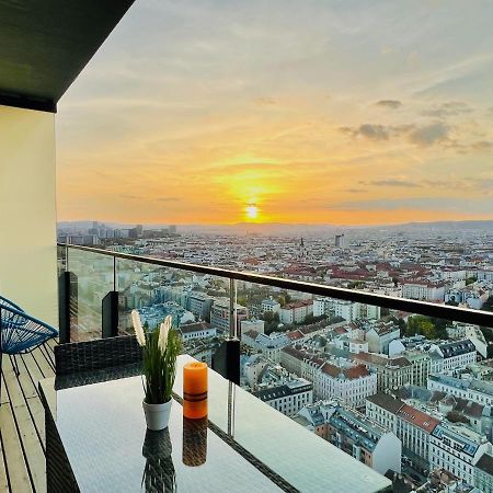 Triiiple Level 31 - Sonnenwohnen Apartment Mit Fantastischem Ausblick Und Parkplatz Вена Экстерьер фото