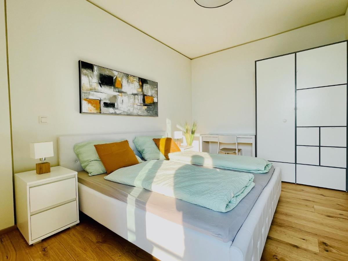Triiiple Level 31 - Sonnenwohnen Apartment Mit Fantastischem Ausblick Und Parkplatz Вена Экстерьер фото