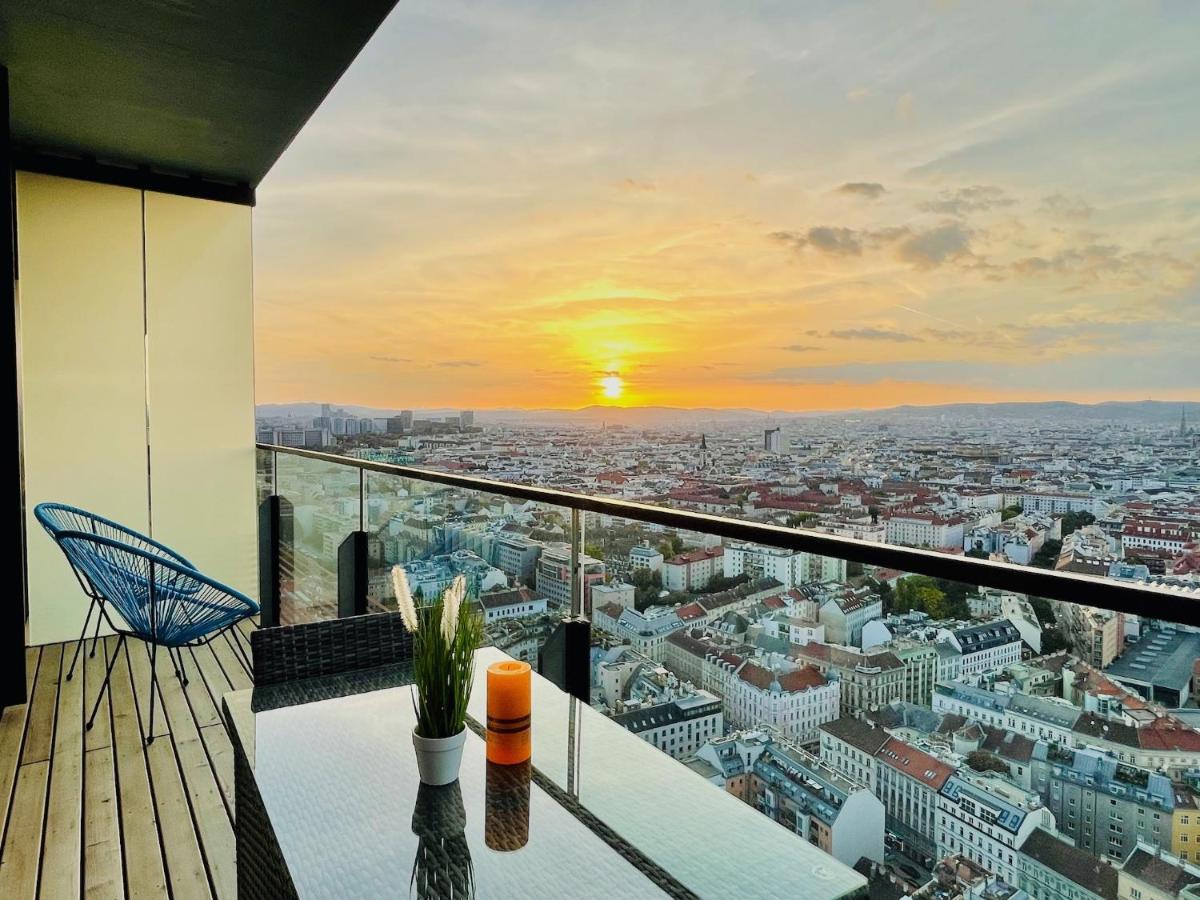 Triiiple Level 31 - Sonnenwohnen Apartment Mit Fantastischem Ausblick Und Parkplatz Вена Экстерьер фото